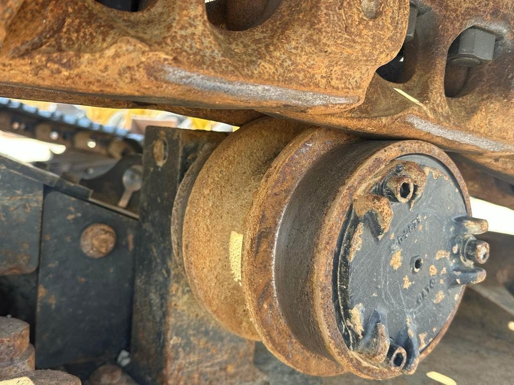 CAT 352F