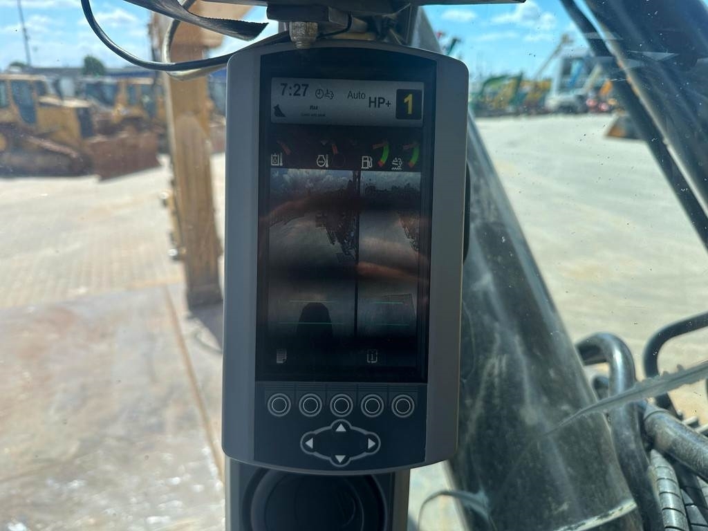 CAT 352F