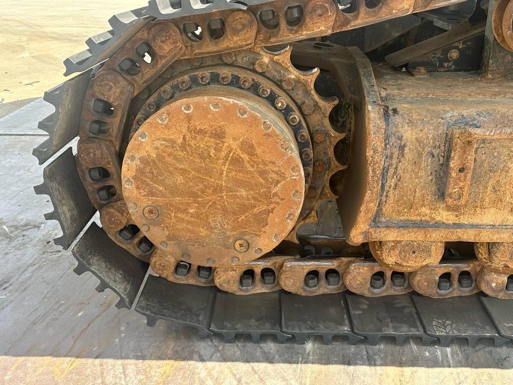 CAT 352F