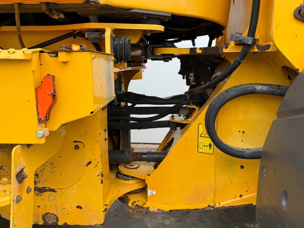 Volvo L120H - 3rd Function / Quick Coupler