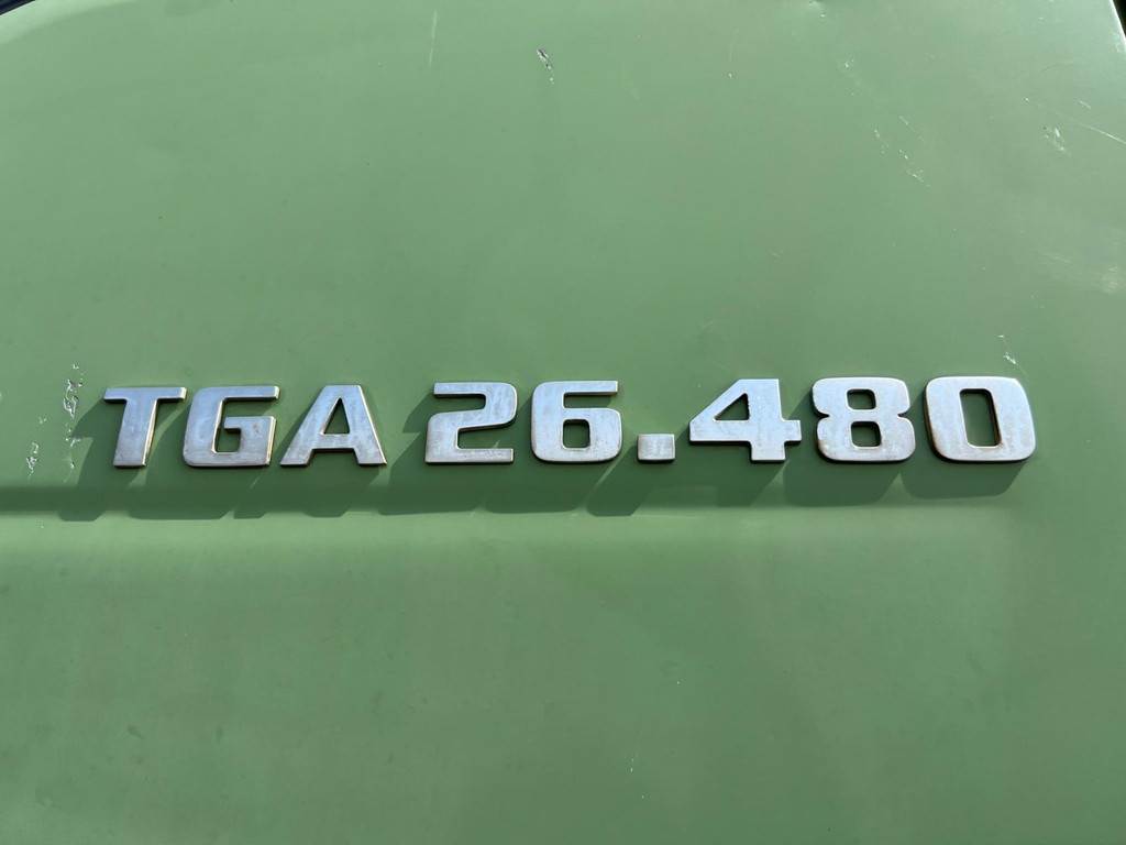 MAN TGA 26.480 tipper + HMF crane