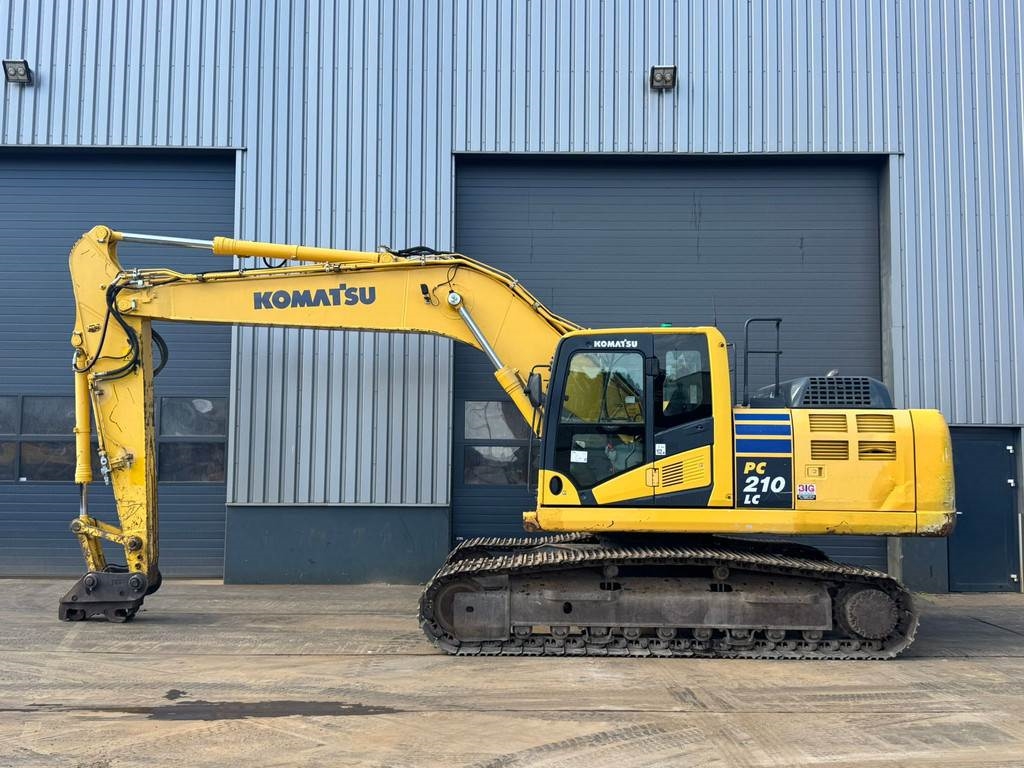 Komatsu PC210LC-10