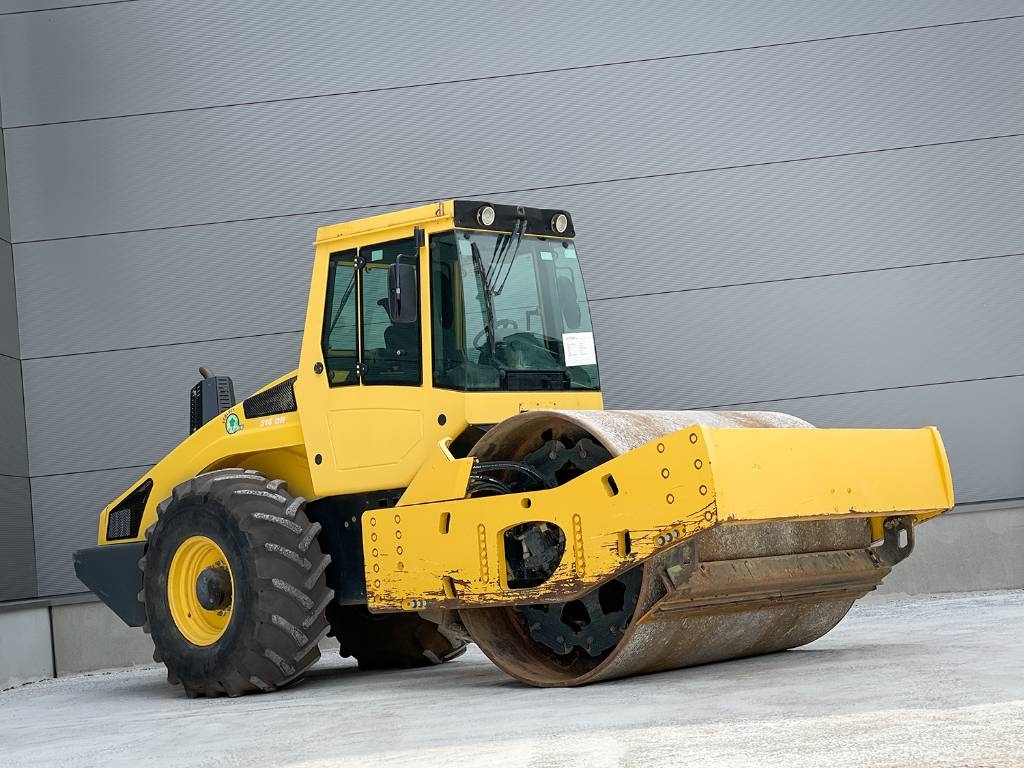 Bomag BW 216 DH-4i