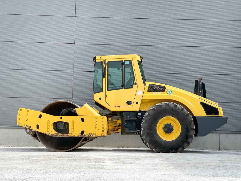 Bomag BW 216 DH-4i