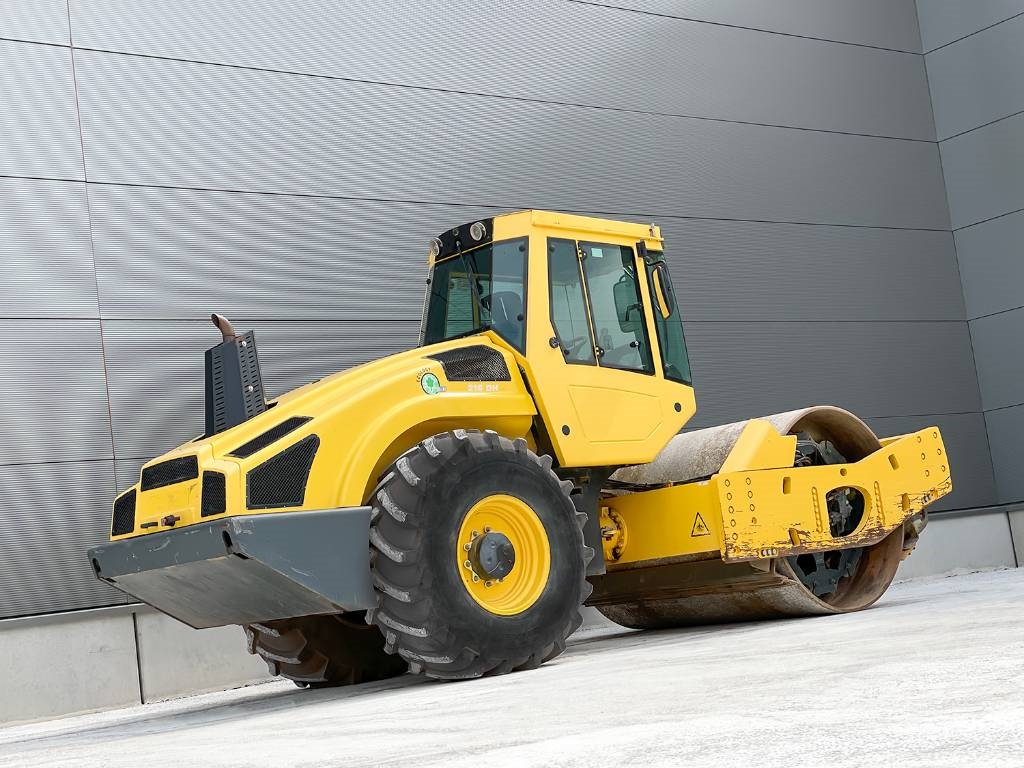 Bomag BW 216 DH-4i