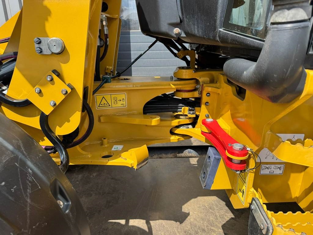 CAT 908M CE + EPA