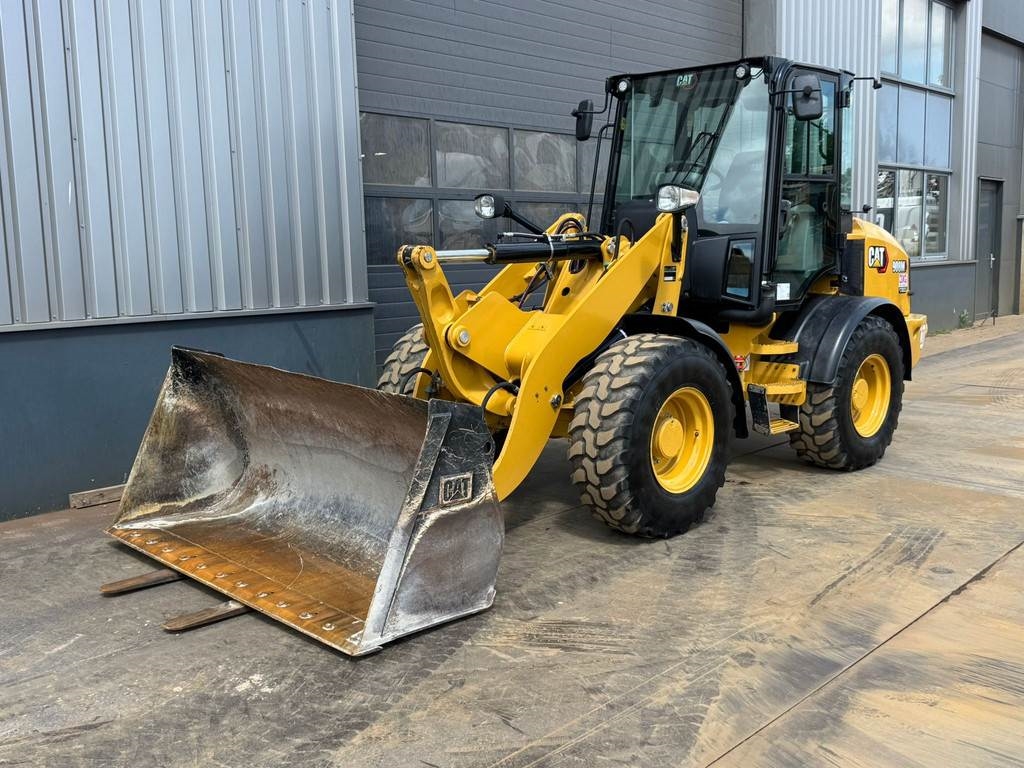 CAT 908M CE + EPA