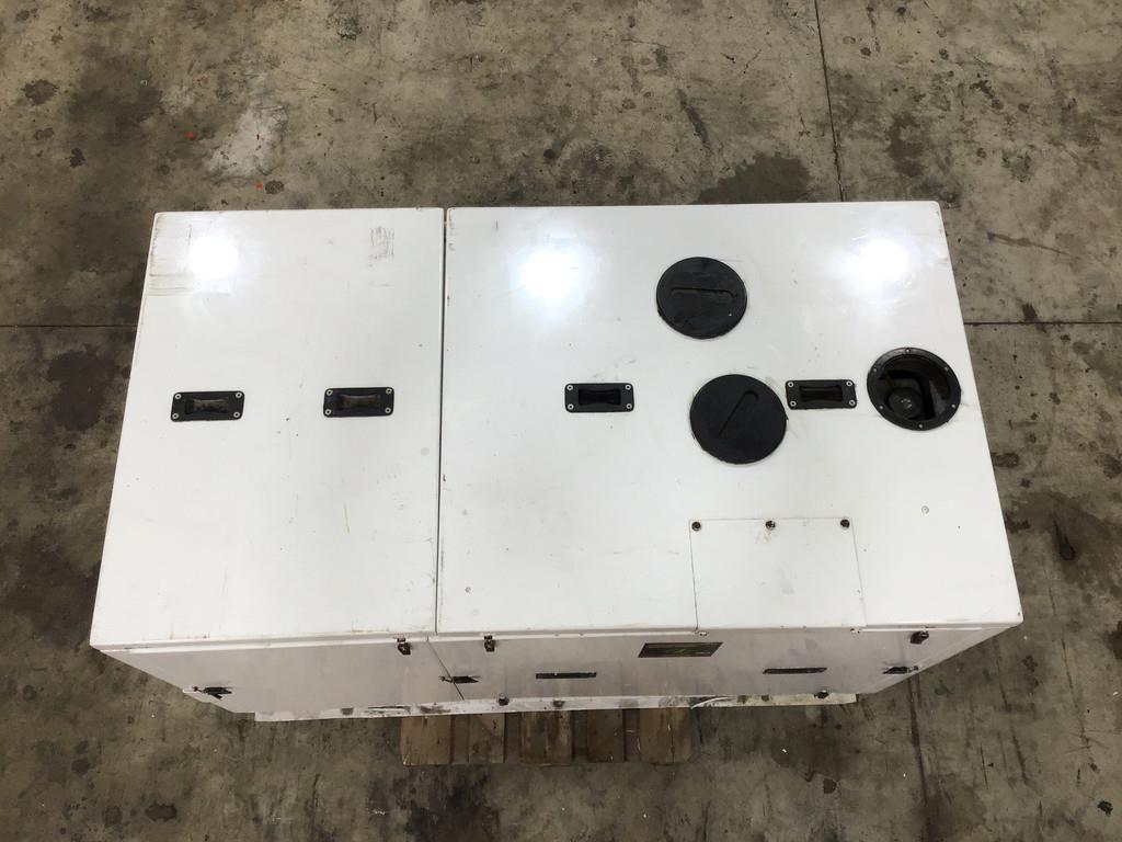 CAT 3054NA GENERATOR 42.5 KVA USED