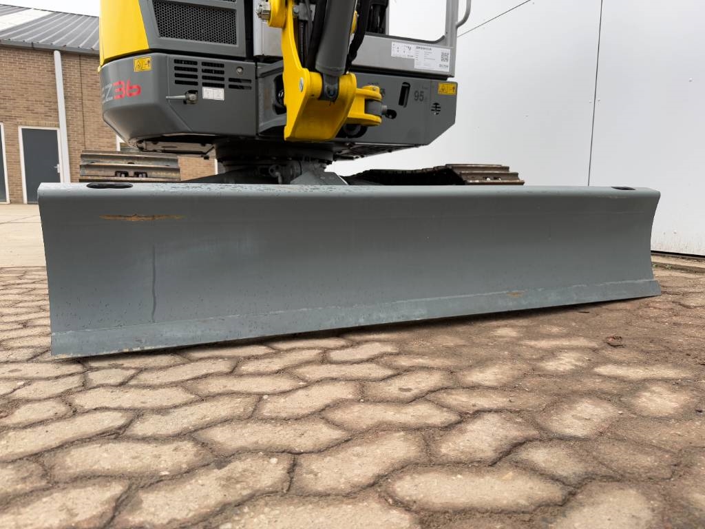 Wacker Neuson EZ36 - New / Unused / Hammer Lines