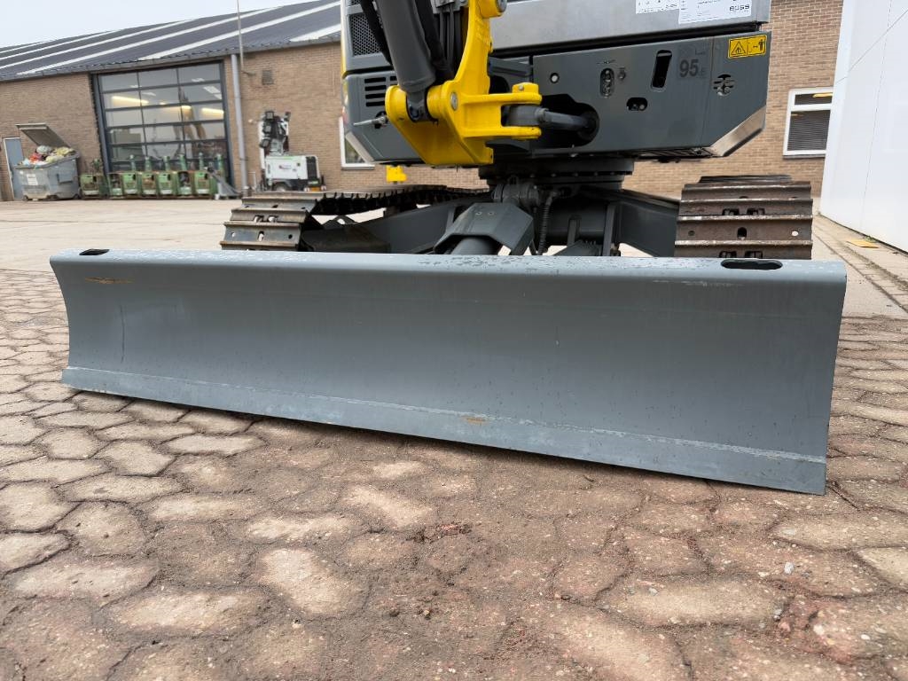 Wacker Neuson EZ36 - New / Unused / Hammer Lines