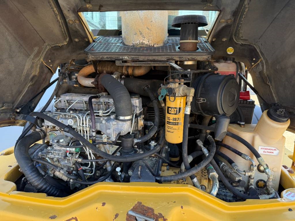 CAT 908H - Quick Coupler / Automatic Greasing