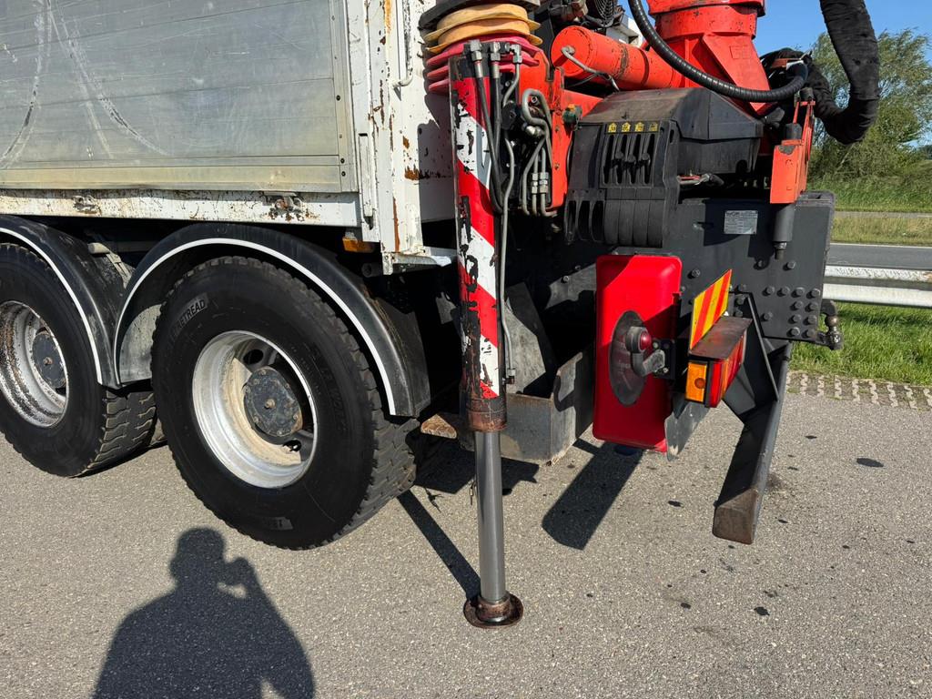 Iveco 330 6x4 with Palfinger PK 18500 crane