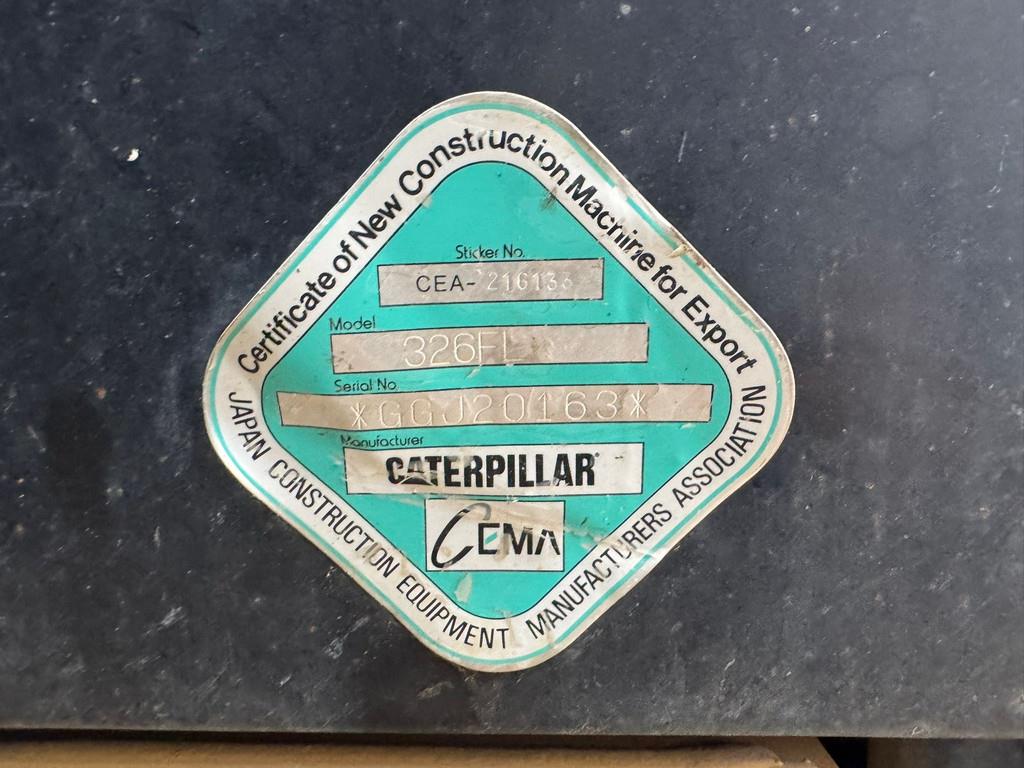 CAT 326F L