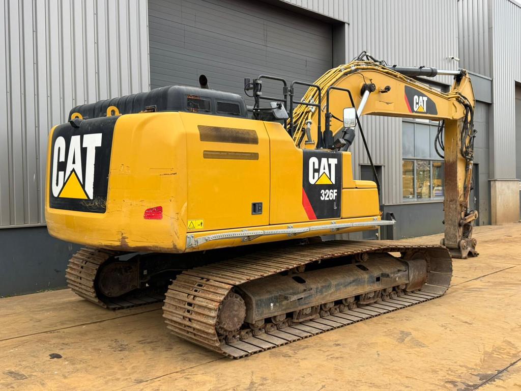 CAT 326F L