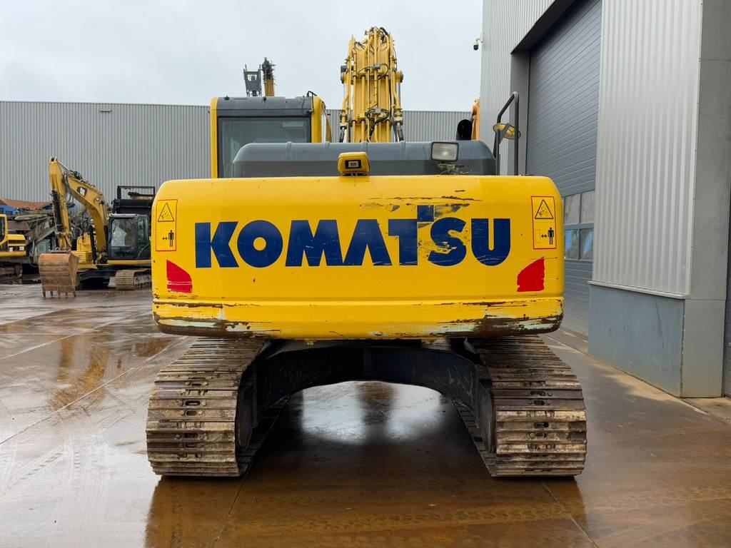 Komatsu HB215LC-1 HB