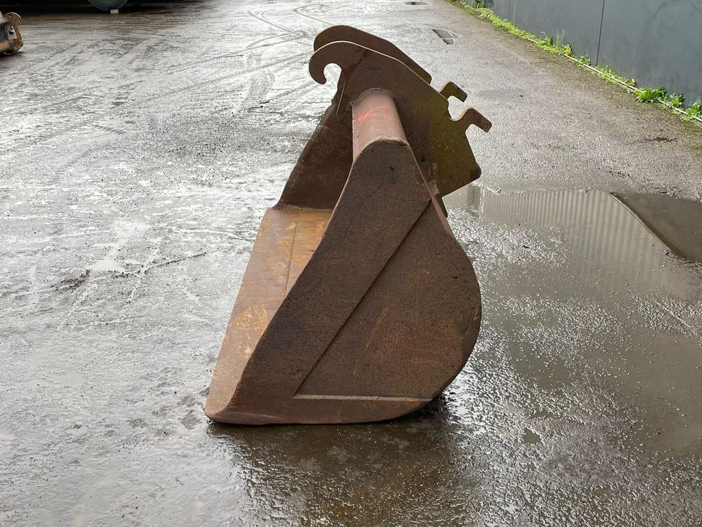 Verachtert wide bucket