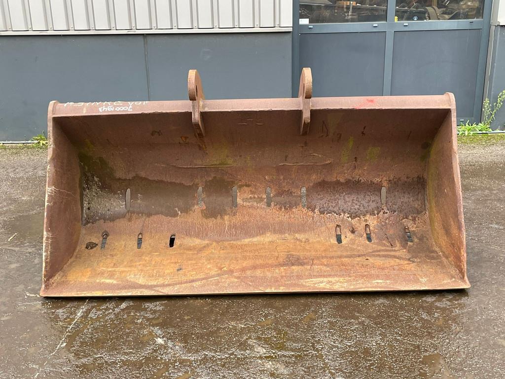 Verachtert wide bucket