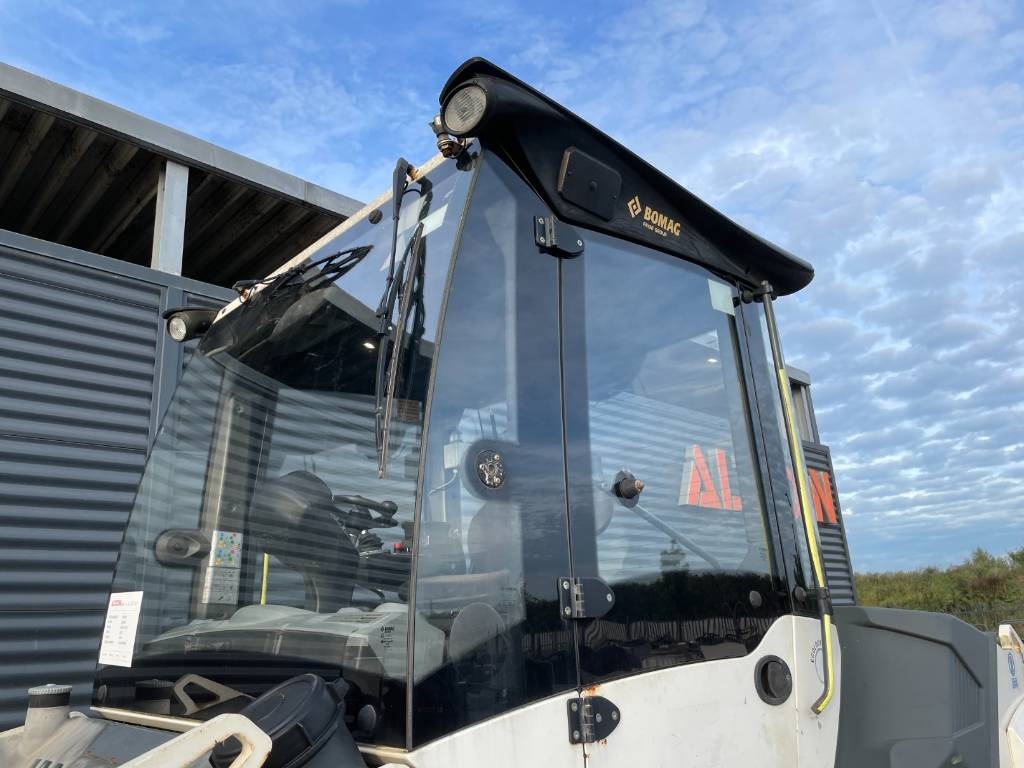 Bomag BW 161 AD-5