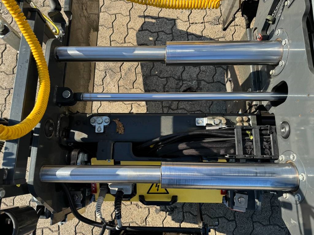 Bomag BF 300 C-2