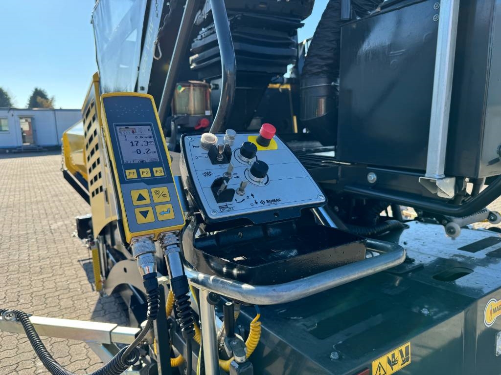 Bomag BF 300 C-2