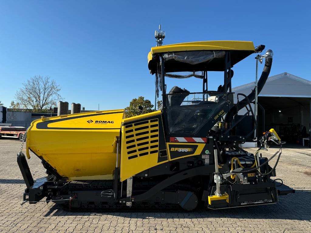 Bomag BF 300 C-2