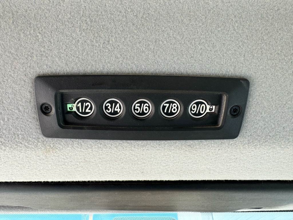 CAT 908M