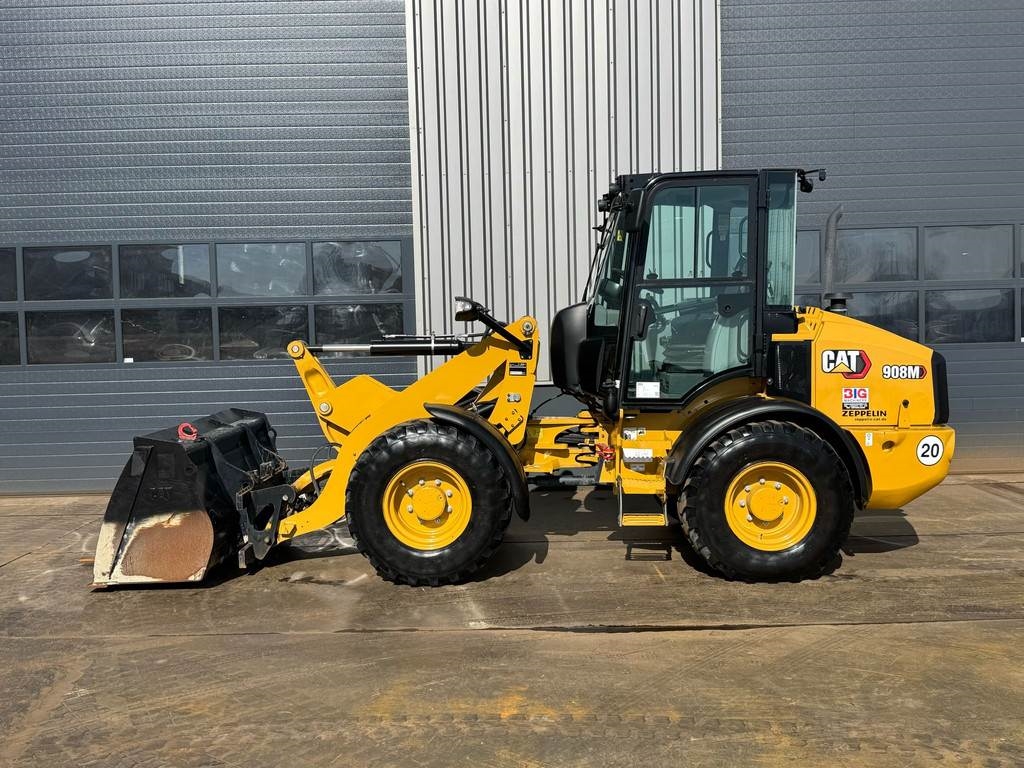 CAT 908M