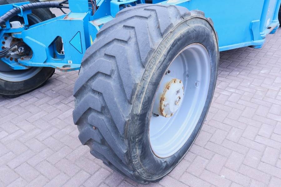 Genie ZX135/70 Diesel, 4x4x4 Drive, 43m Working Height,