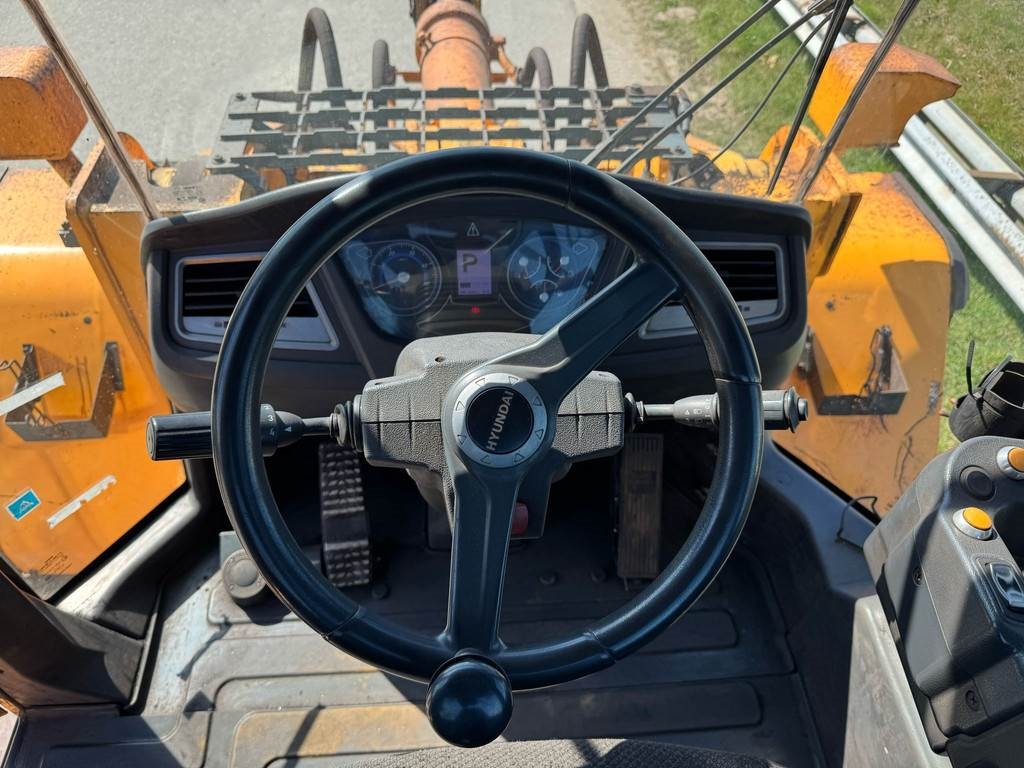 Hyundai HL970