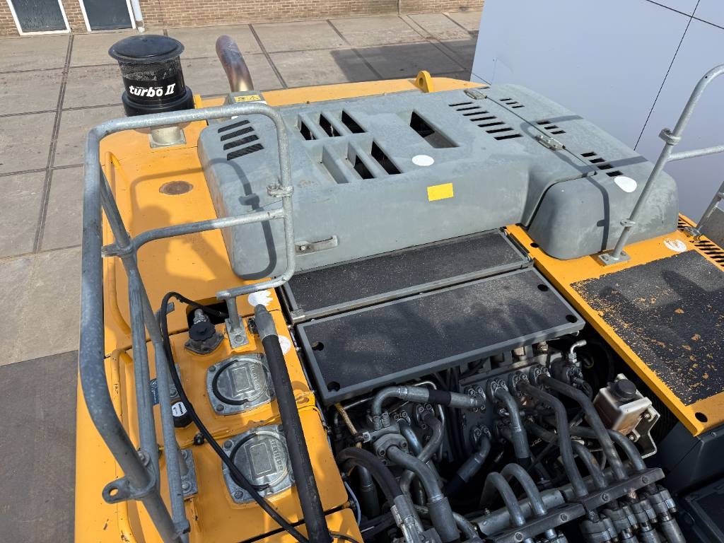 Liebherr R956 HD - Hammer Lines / Quick Coupler / Camera