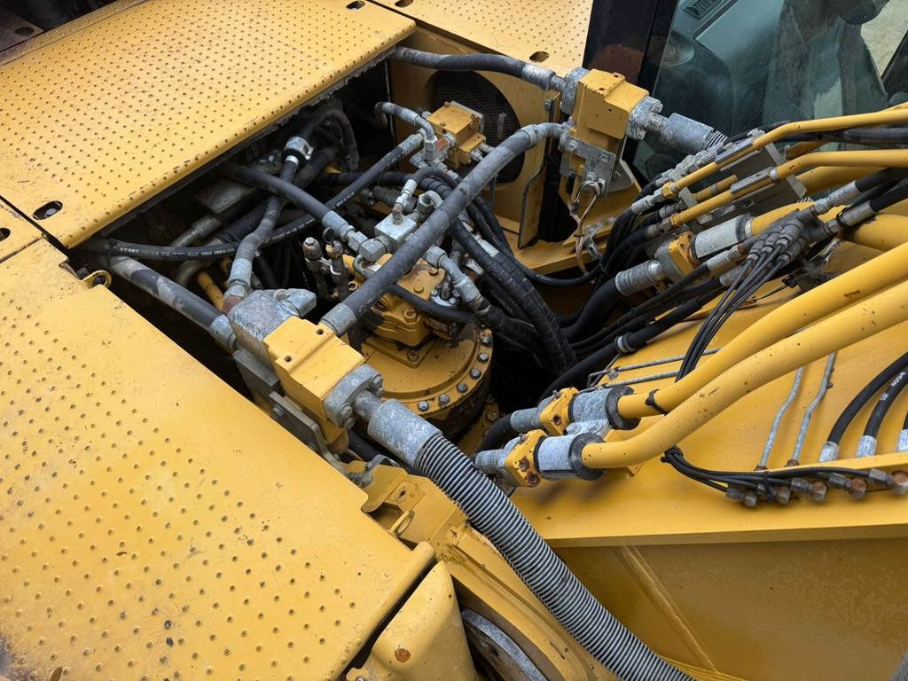 CAT 336DLN