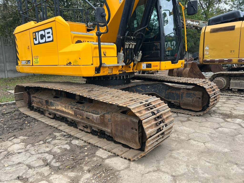 JCB 220X LC