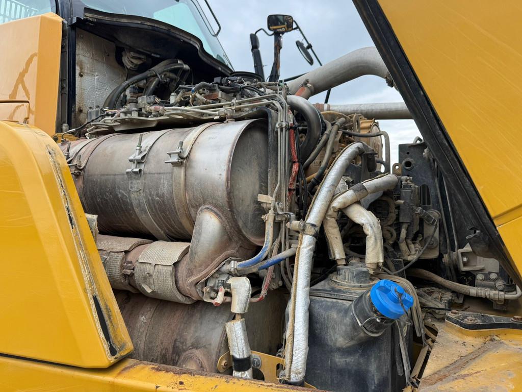 CAT 735C - CAT Rebuild transmission