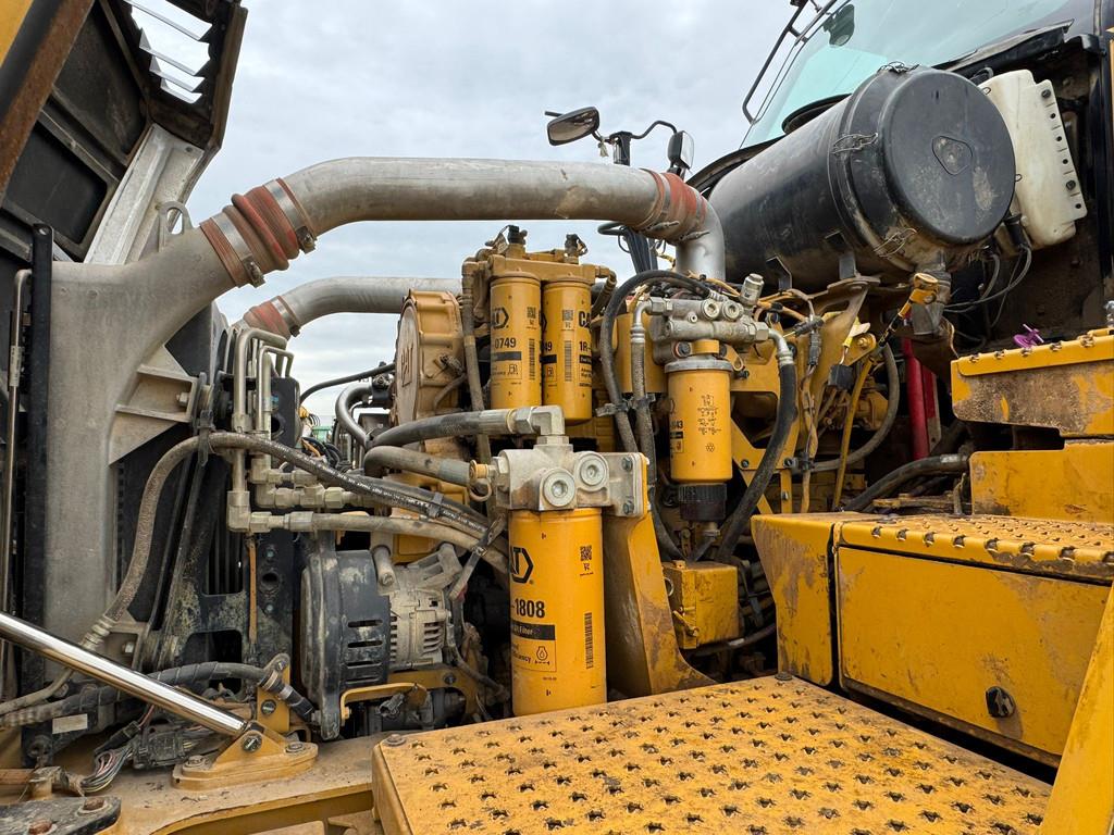 CAT 735C - CAT Rebuild transmission