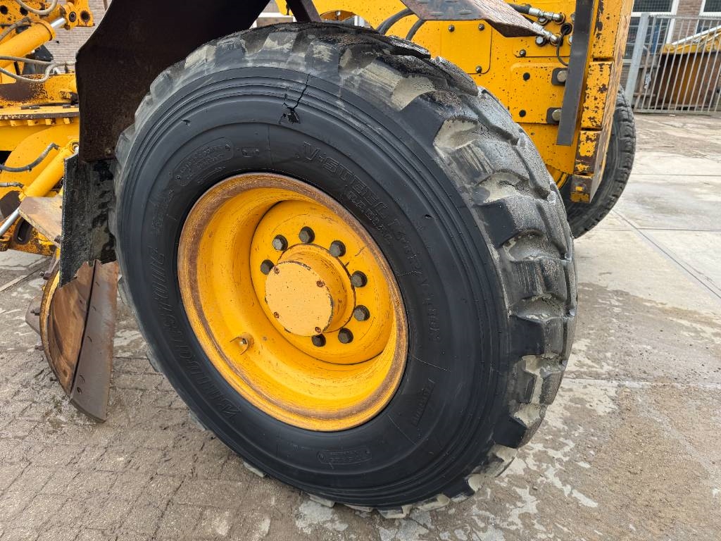 Volvo G970 - 5.5 Meter Blade / EPA Certified