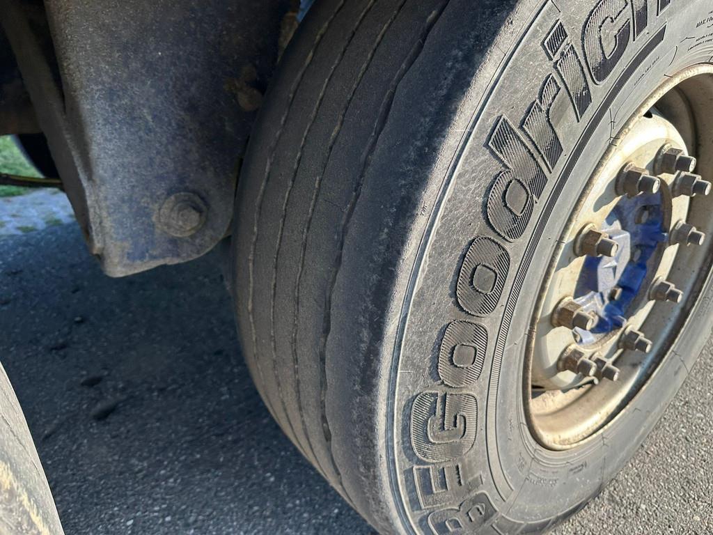 [Other] Gray and Adams Meat Hook Thermo King SLXE 400