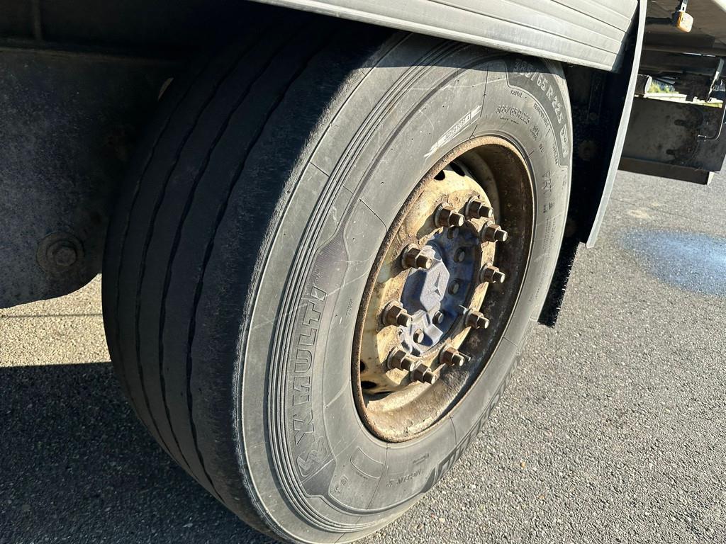 [Other] Gray and Adams Meat Hook Thermo King SLXE 400