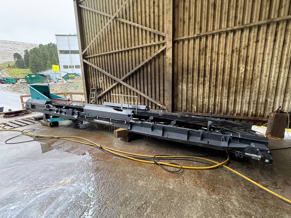 PowerScreen Warrior 2400 - Only 1000 Hours! Extra Conveyor