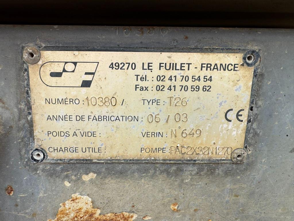 Renault Kerax 370 6x4 Kipper