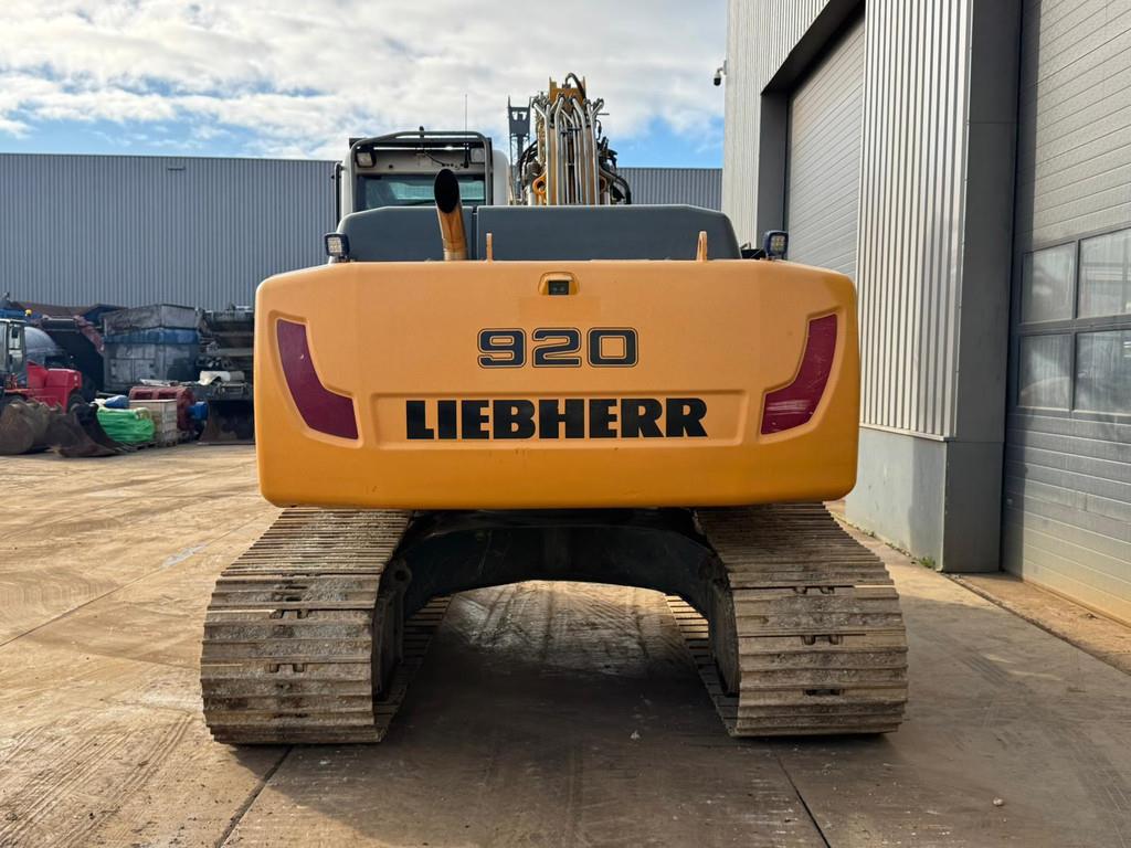 Liebherr R920LC
