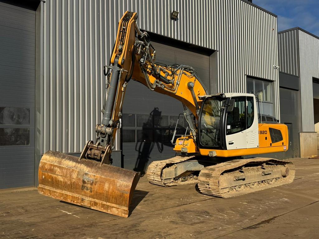 Liebherr R920LC