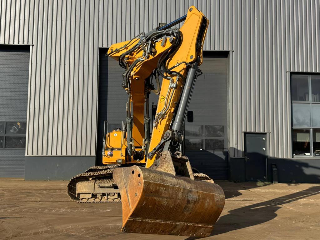 Liebherr R920LC