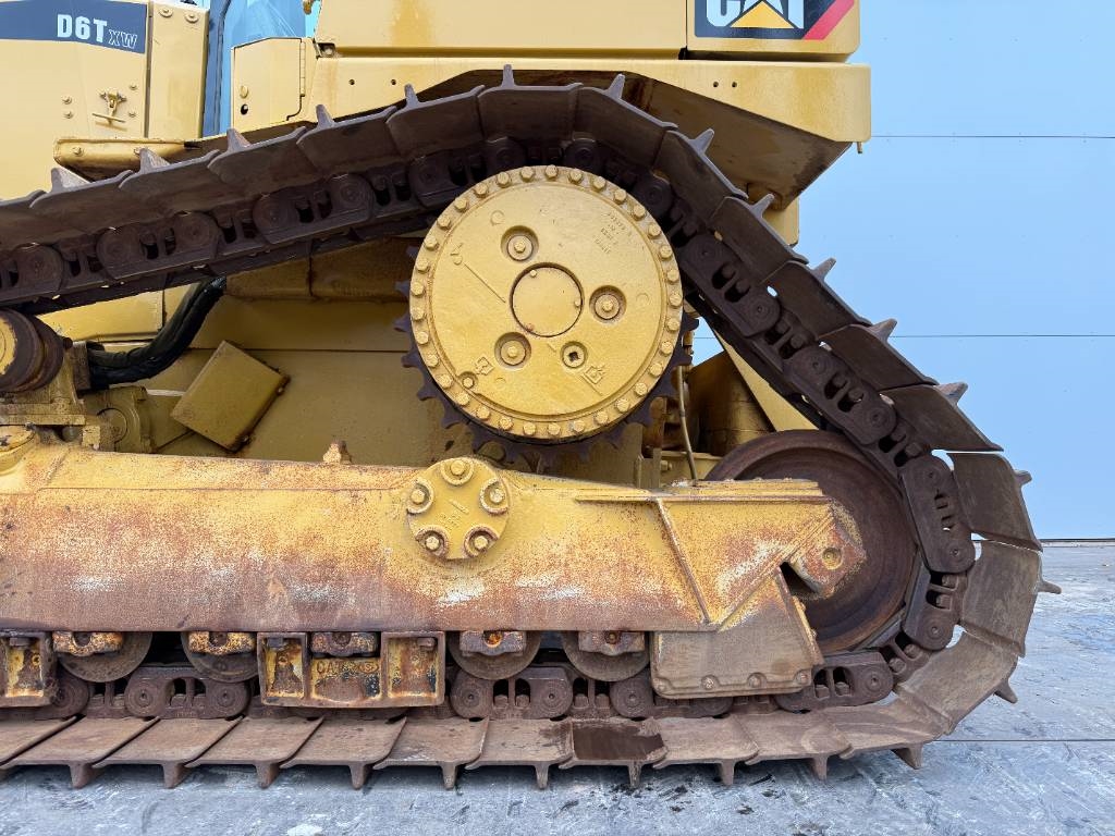 CAT D6T XW - 6 Way Blade / CE + EPA / Airco