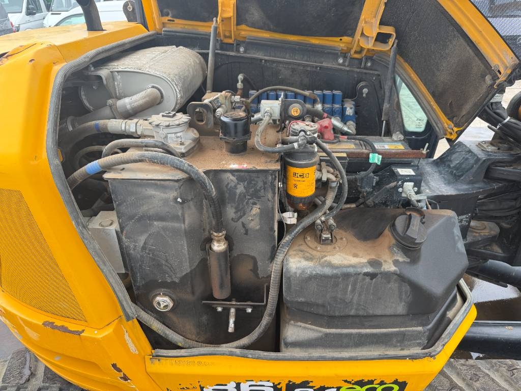 JCB 86C-1 - Hammer Lines / Quick Coupler