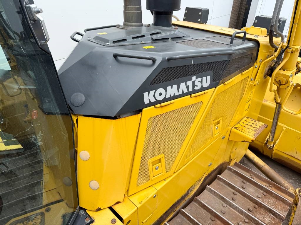 Komatsu D155AX-8 - German Machine / Ripper Valve / Camera