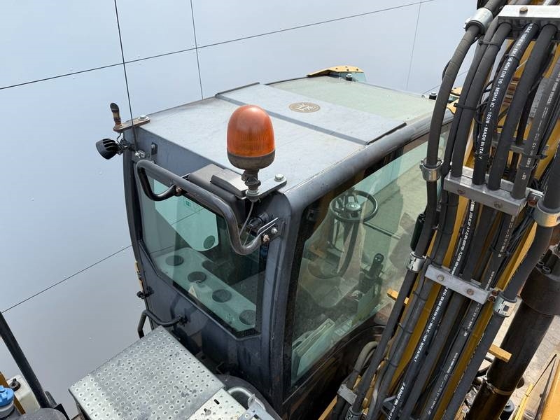 CAT M316F