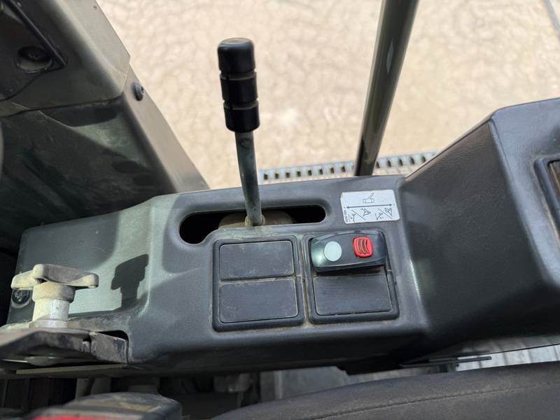CAT M316F