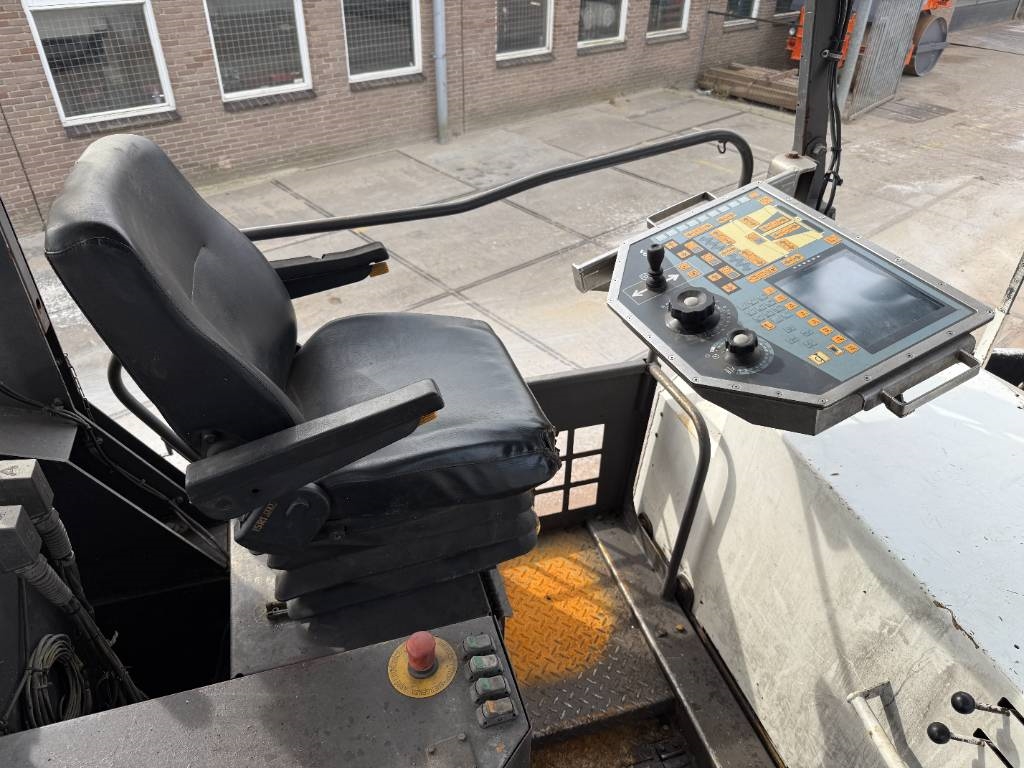 Volvo ABG9820 - 6 Meter Paving Width / Good Condition