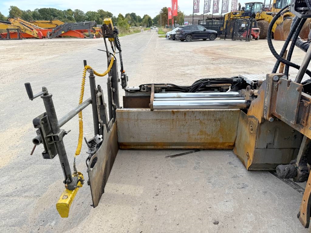 Volvo ABG9820 - 6 Meter Paving Width / Good Condition