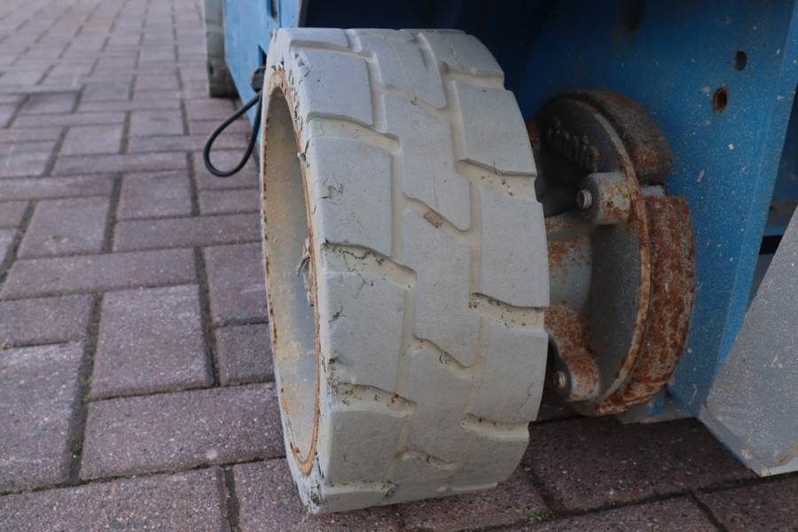 Genie GS1932 E-Drive Several In Stock, 8m Working Height